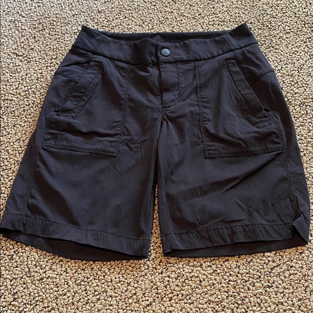 Athleta Dark Cargo Shorts